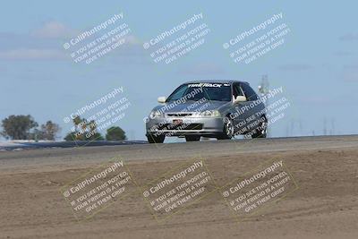 media/Oct-04-2025-OnGrid (Sat) [[44bd565ffa]]/Blue Group/Grapevine/